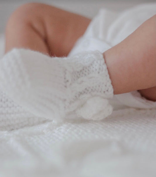 BABY KNITTED BOOTIES + BEANIE